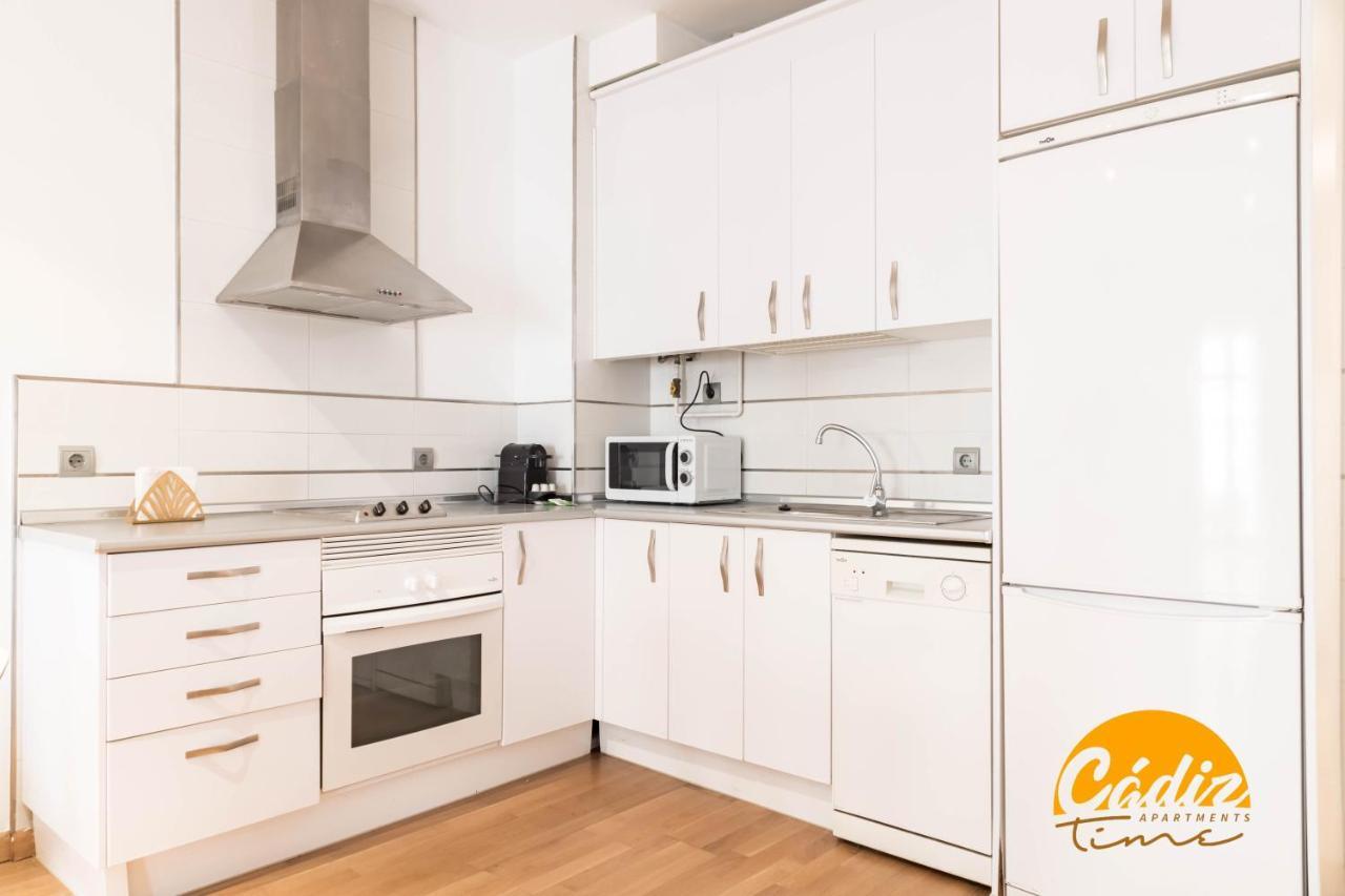 Corazon Del Mar - Free Parking By Time Cadiz